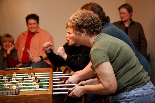 083-foosball09